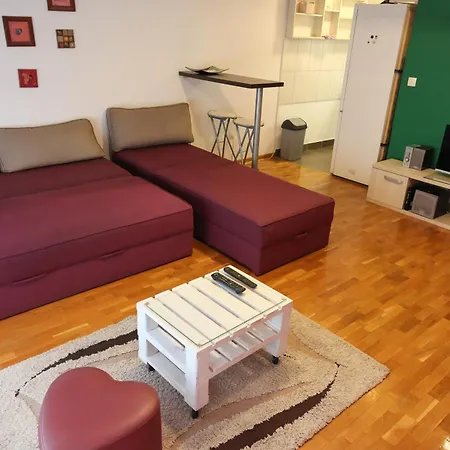 Purple And Apartment Belgrade